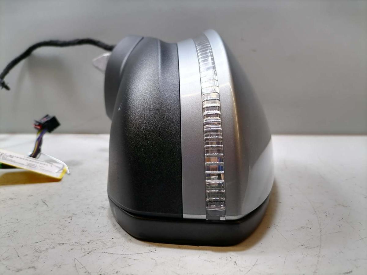 VW Passat B9 Bj.2024 original Außenspiegel links LM7P Oyster Silver elektrisch anklappbar